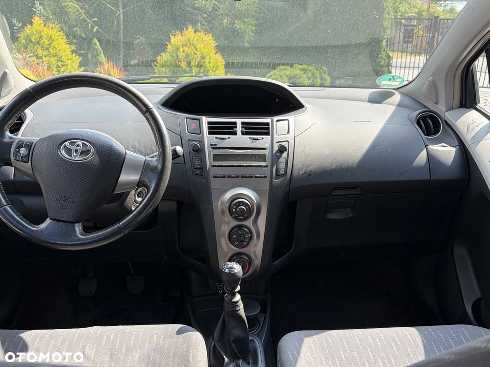 Toyota Yaris 1.33 VVT-i Cool - 14