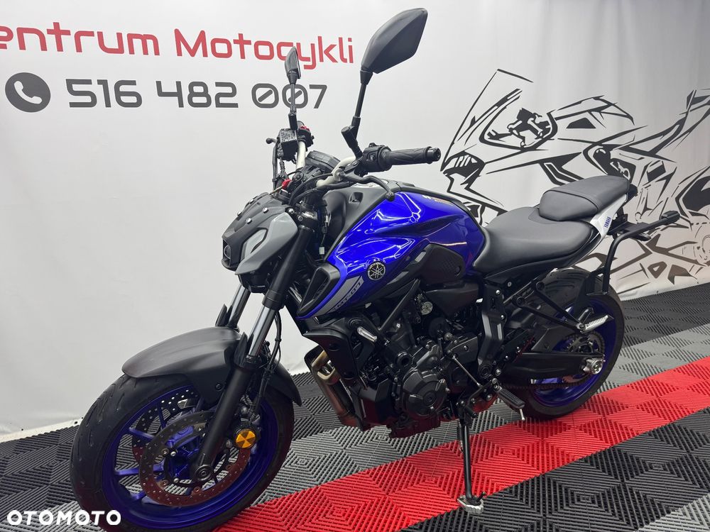 Yamaha MT - 7