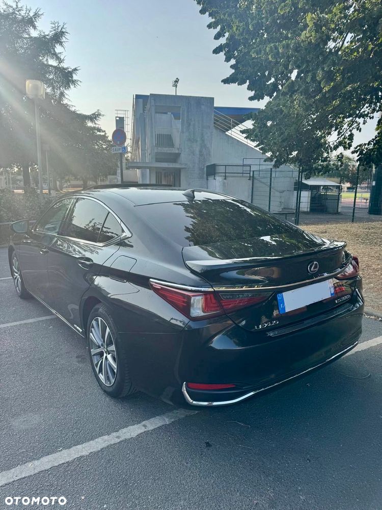 Lexus ES 300h Luxury Line - 7