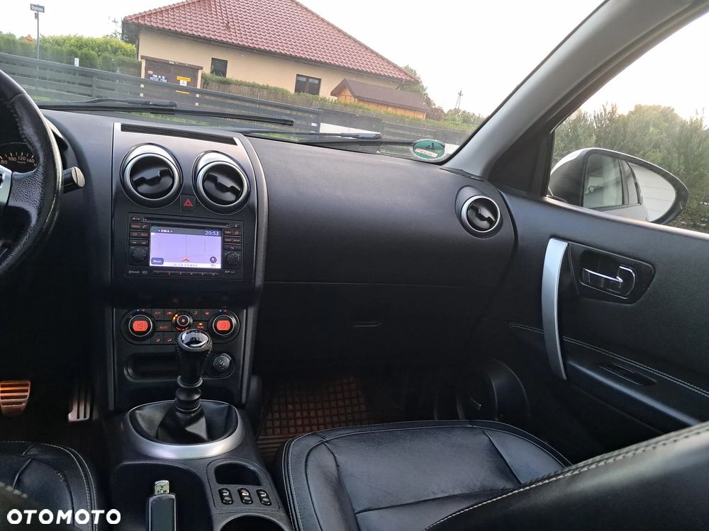 Nissan Qashqai+2 2.0 Tekna Premium - 22