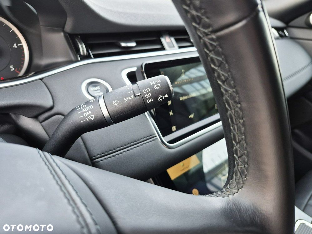 Land Rover Range Rover Evoque - 30