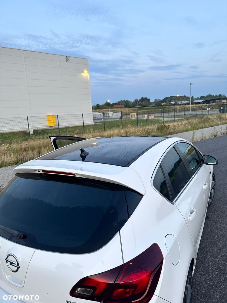 Opel Astra 1.6 T SIDI Cosmo S&S EU6 - 5