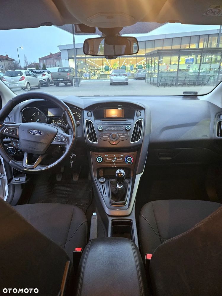 Ford Focus 1.5 TDCi Trend - 5