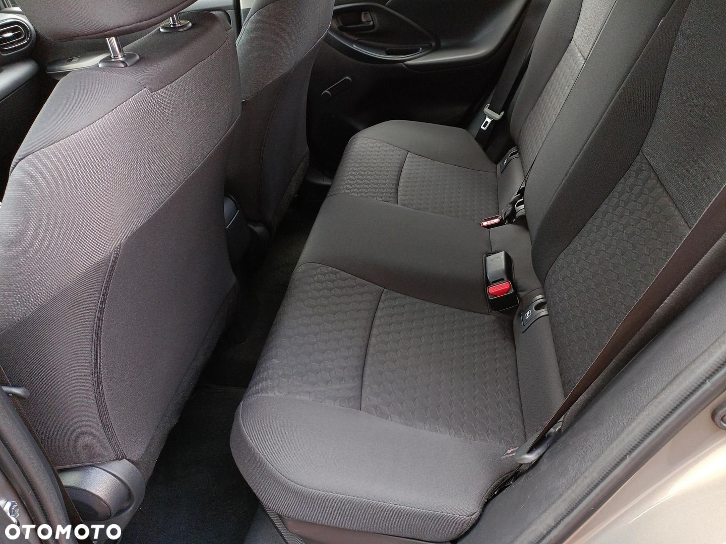 Toyota Yaris - 13