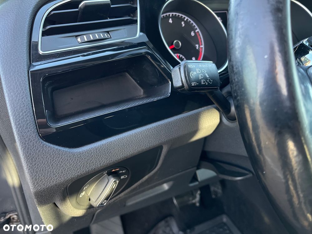 Volkswagen Touran 1.4 TSI (BlueMotion Technology) DSG Highline - 11