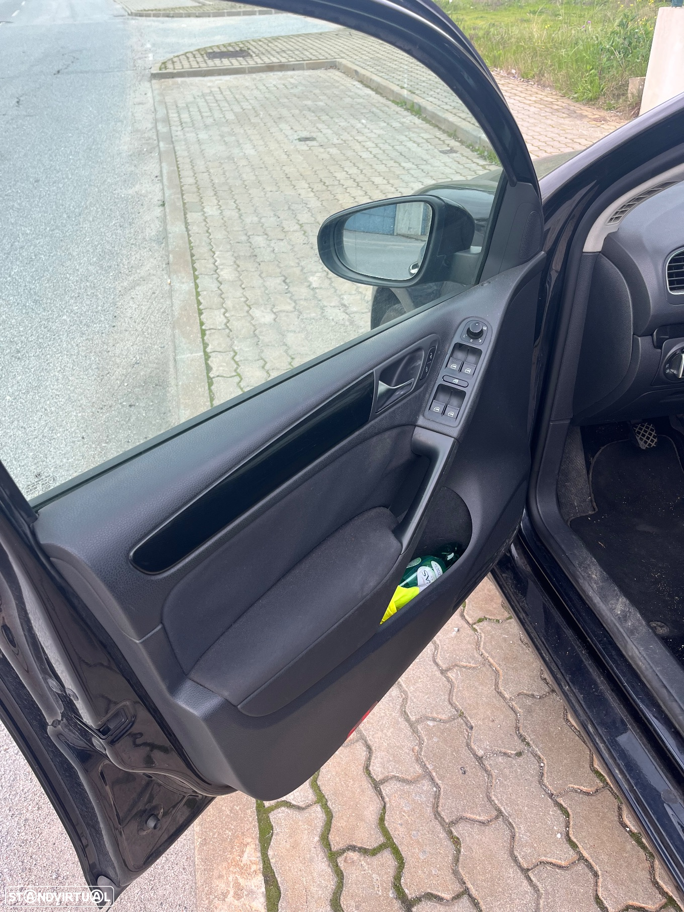 VW Golf 1.6 TDi Highline - 8