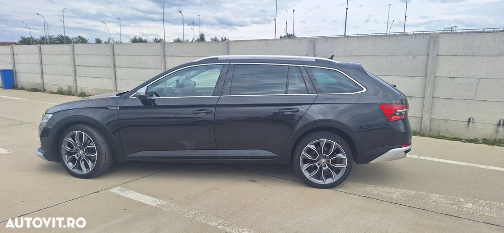 Skoda Superb Combi 2.0 TDI 4x4 DSG Scout - 4