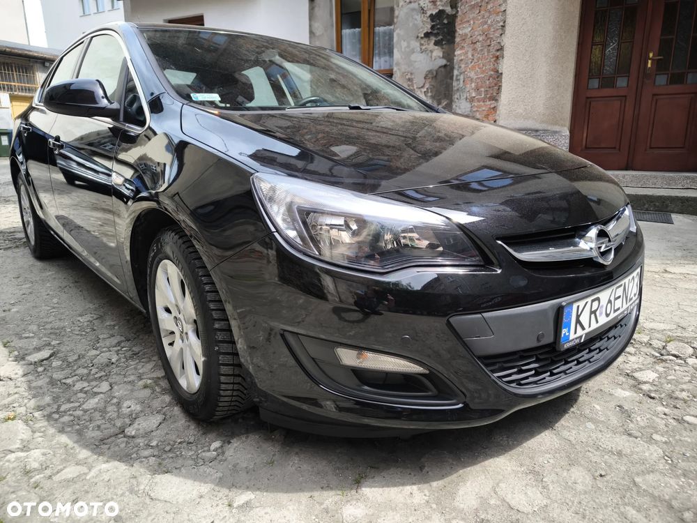 Opel Astra 1.4 T Active - 1