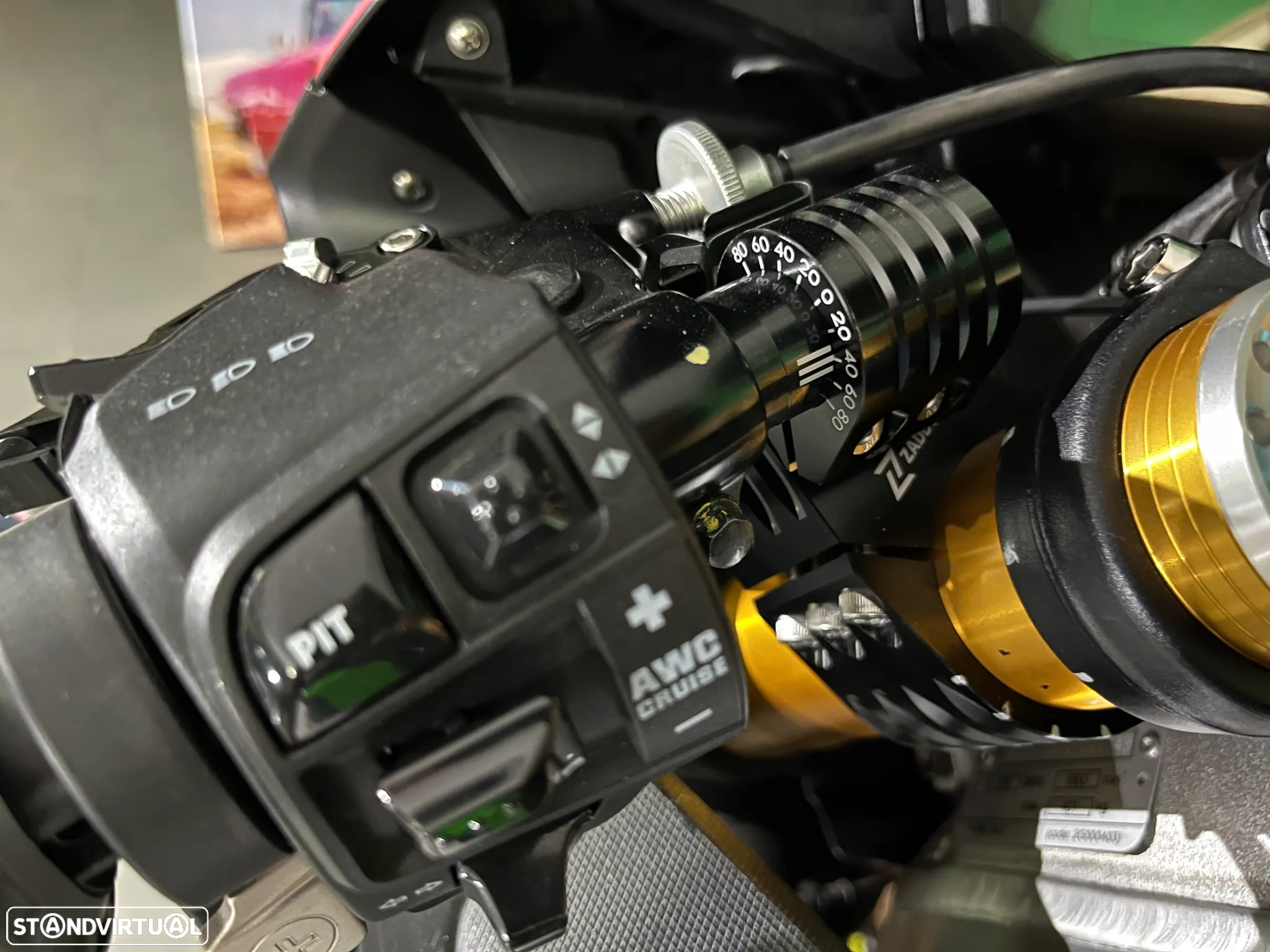 Aprilia RSV RSV4 Factory Super Pole - 28