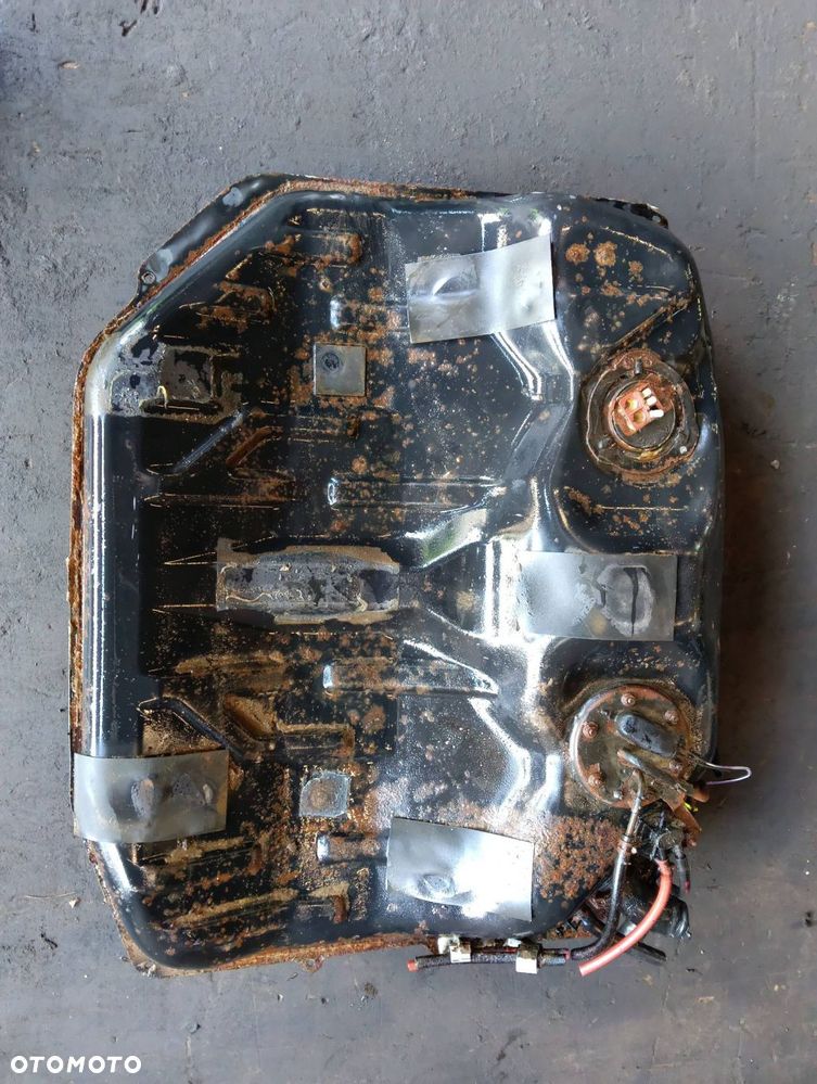 BAK ZBIORNIK PALIWA POMPKA METALOWY HONDA CIVIC VI 1.4 16V HB 5D (ANGIELKA) - 1
