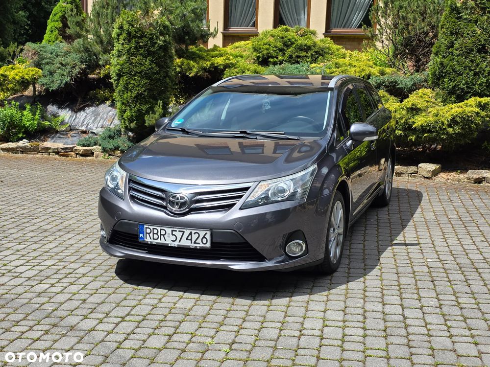 Toyota Avensis 2.0 D-4D Edition - 22