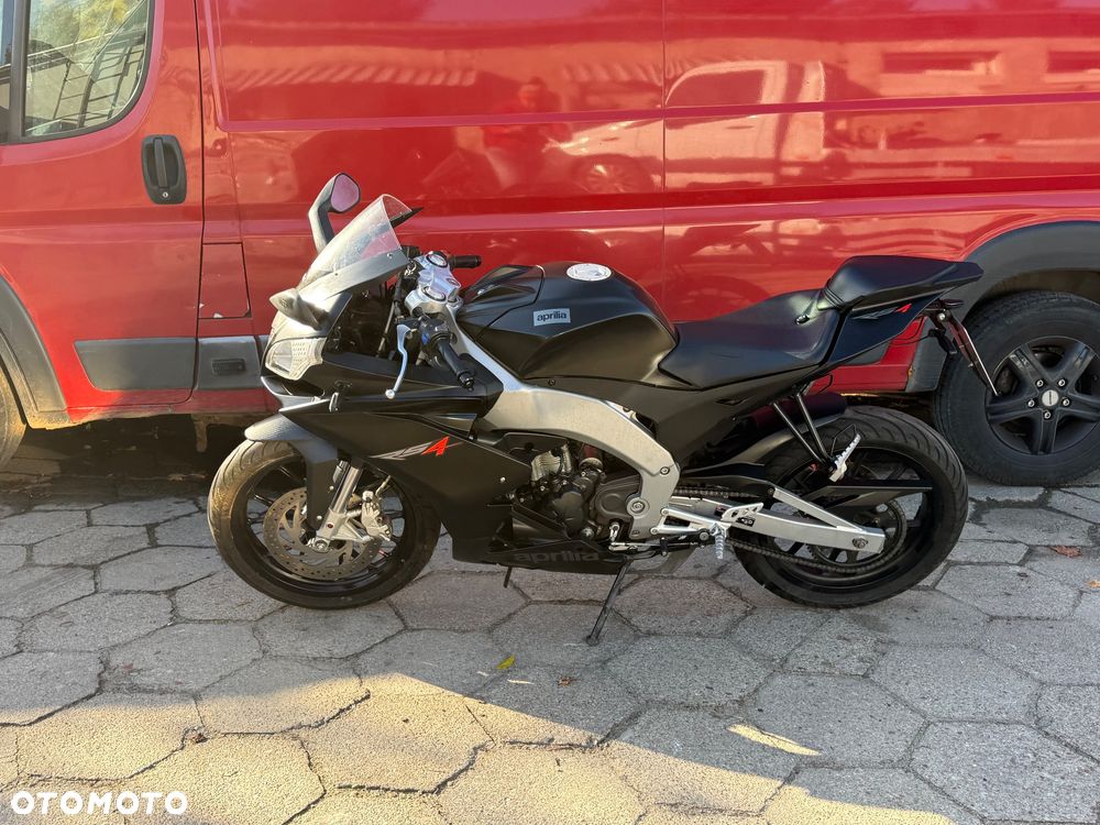 Aprilia RS - 8