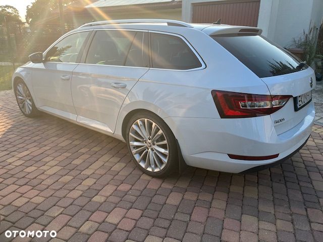 Skoda Superb 1.8 TSI L&K DSG - 2
