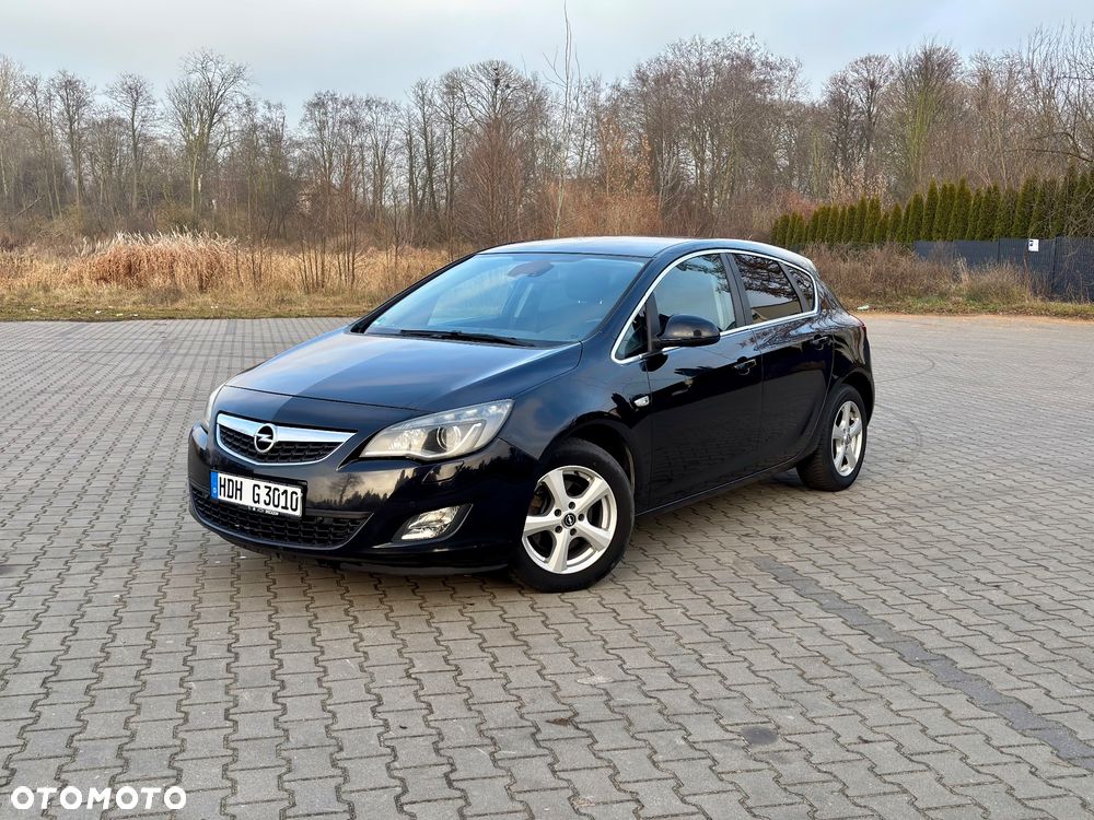 Opel Astra 1.6 Turbo Edition Sport - 2