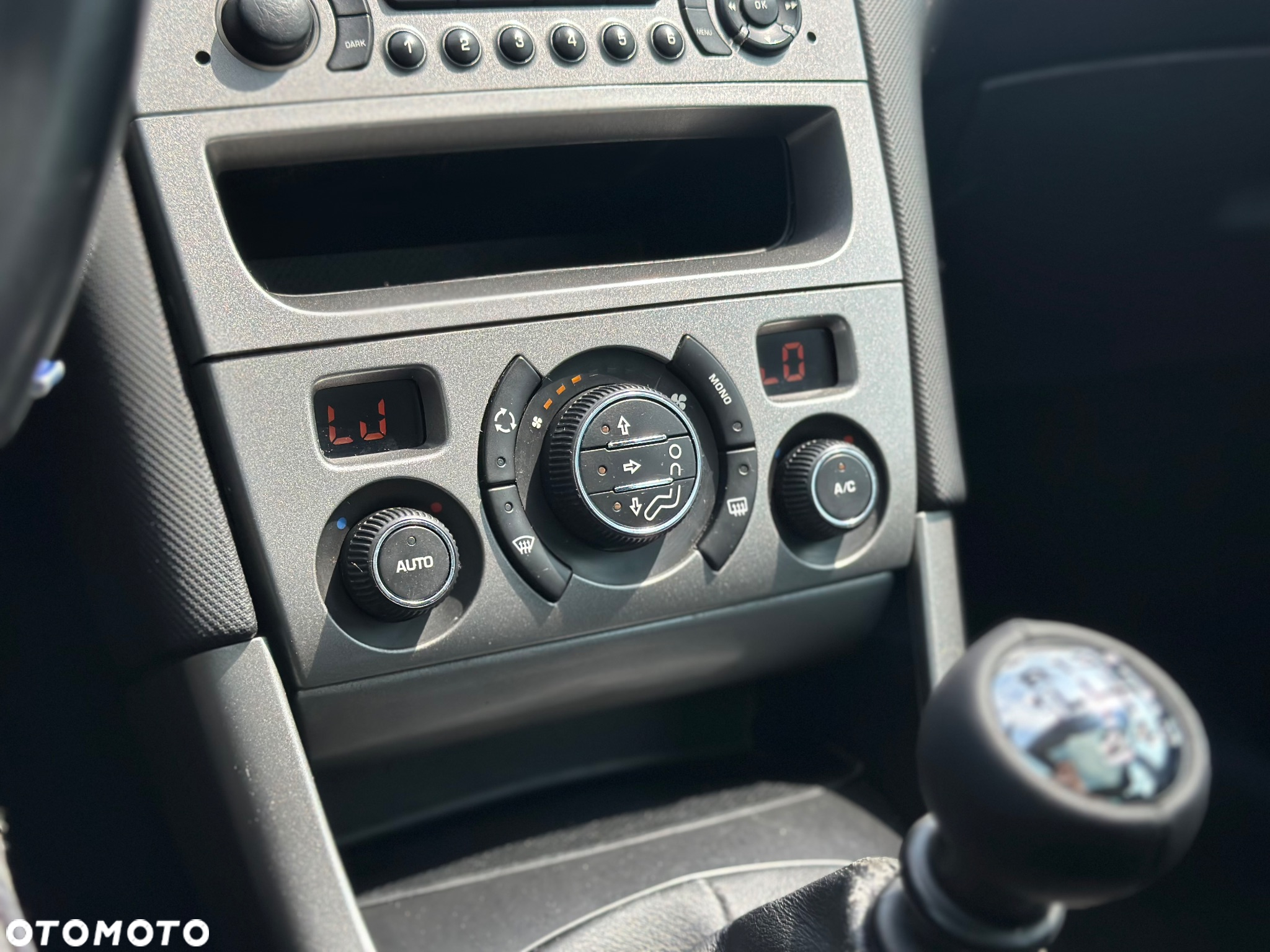 Peugeot 308 HDi FAP 110 Premium - 12