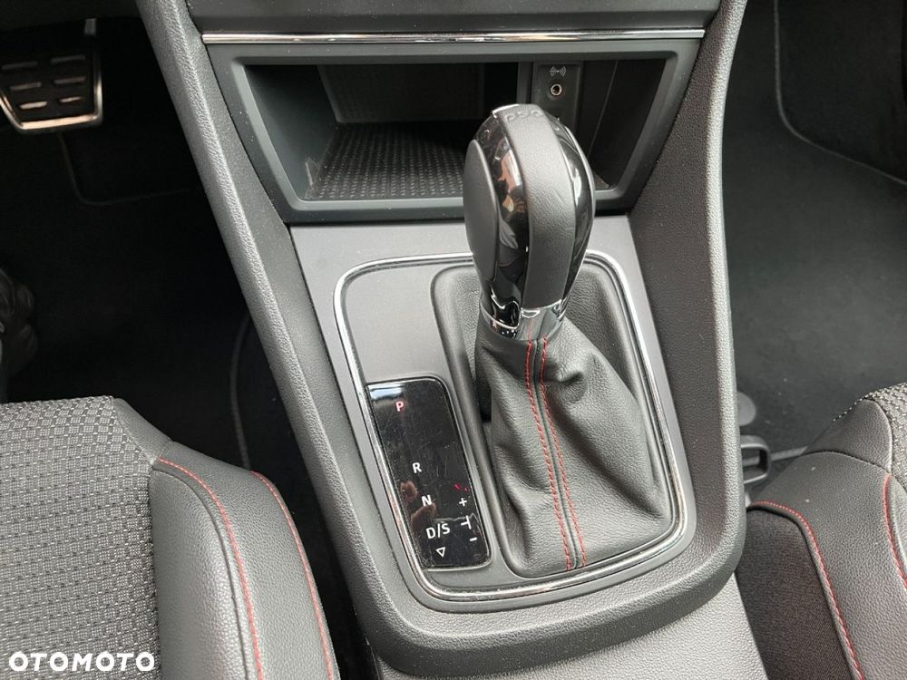 Seat Leon Sportstourer 2.0 TDI DPF DSG FR - 24