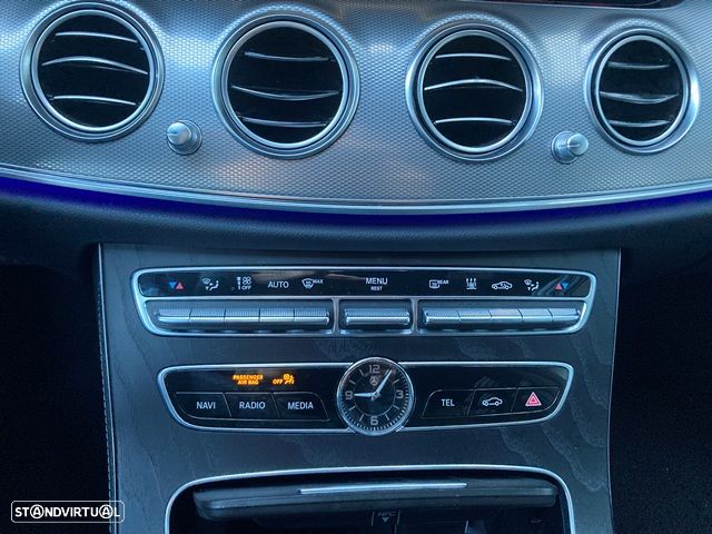 Mercedes-Benz E 300 de 9G-TRONIC AMG Line - 30