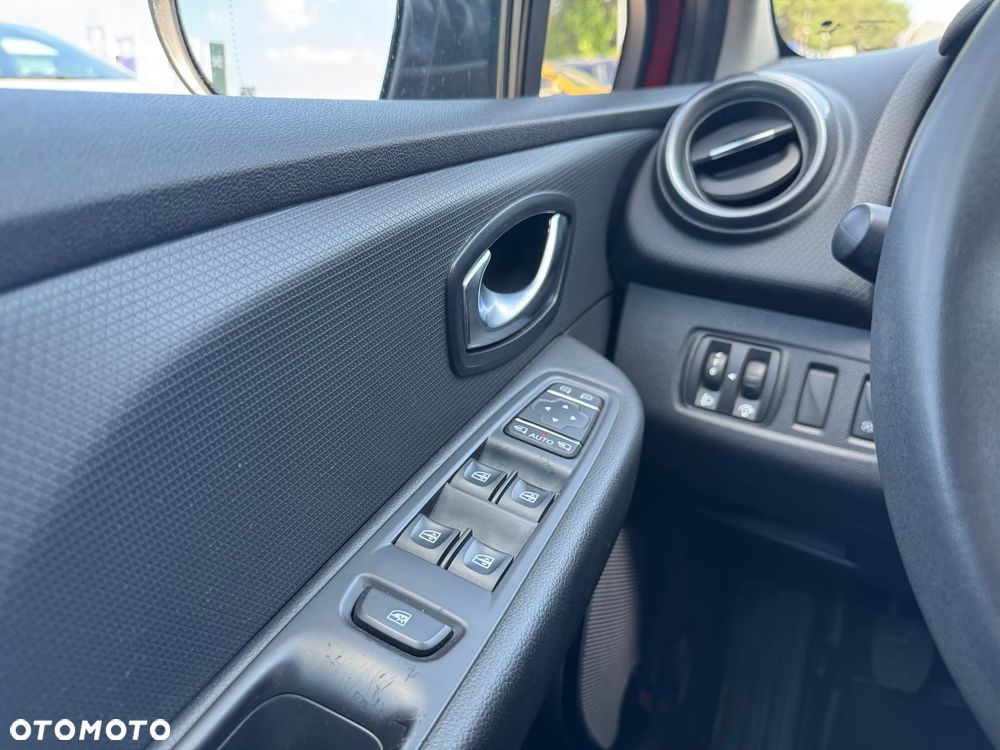 Renault Clio 0.9 Energy TCe Limited - 11