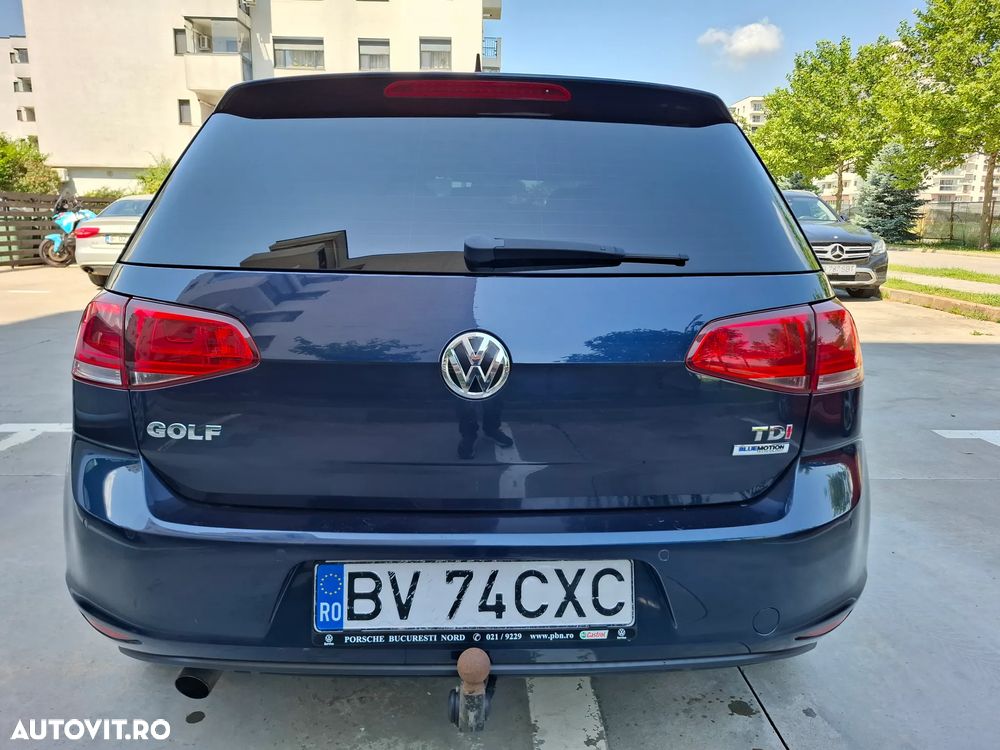 Volkswagen Golf 1.6 TDI DPF BMT Highline - 10