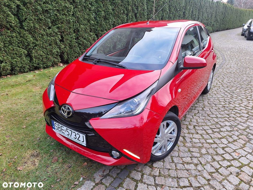 Toyota Aygo x-play touch - 30