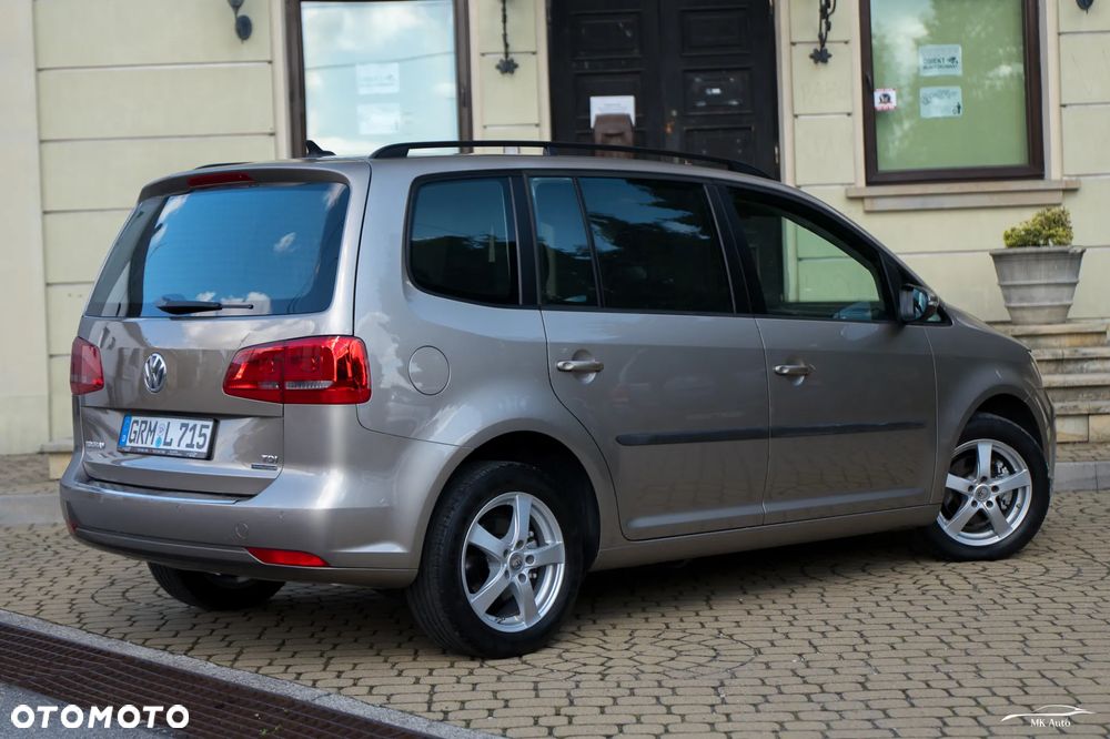 Volkswagen Touran 1.6 TDI DPF BlueMotion Technology Trendline - 4