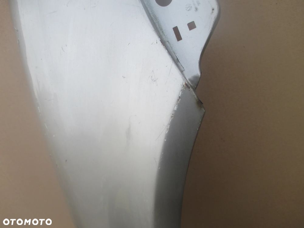 błotnik prawy VW Passat B5 FL Orginał bez rdzy - 8