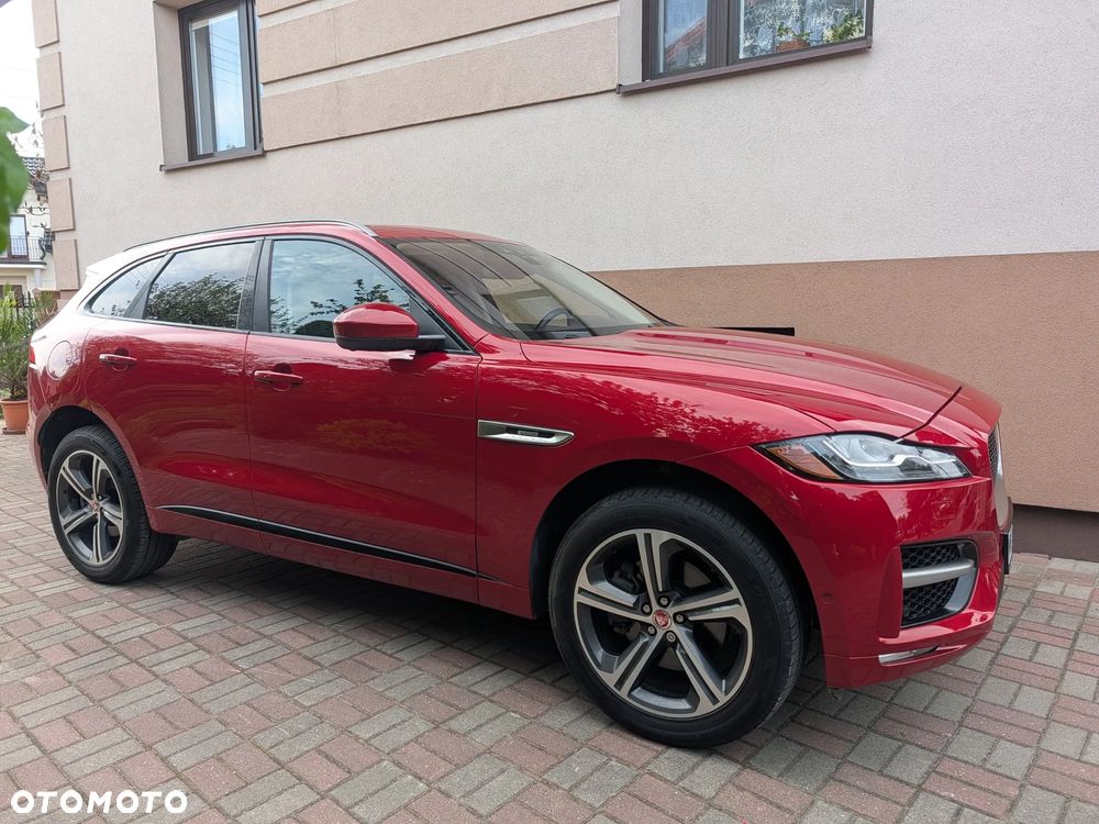 Jaguar F-Pace 30t AWD R-Sport - 9