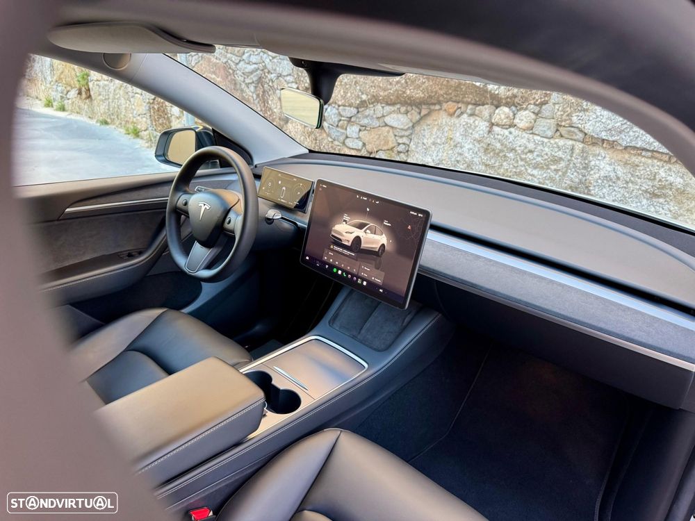 Tesla Model Y Long Range Tração Integral - 37
