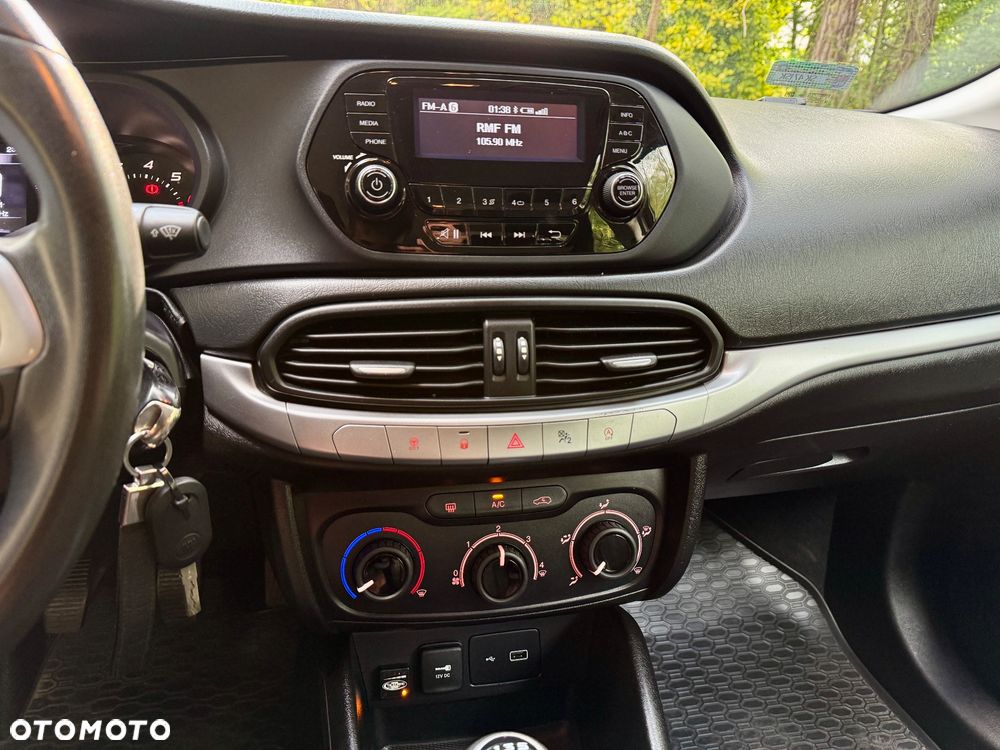 Fiat Tipo 1.4 T-Jet 16v Pop - 20