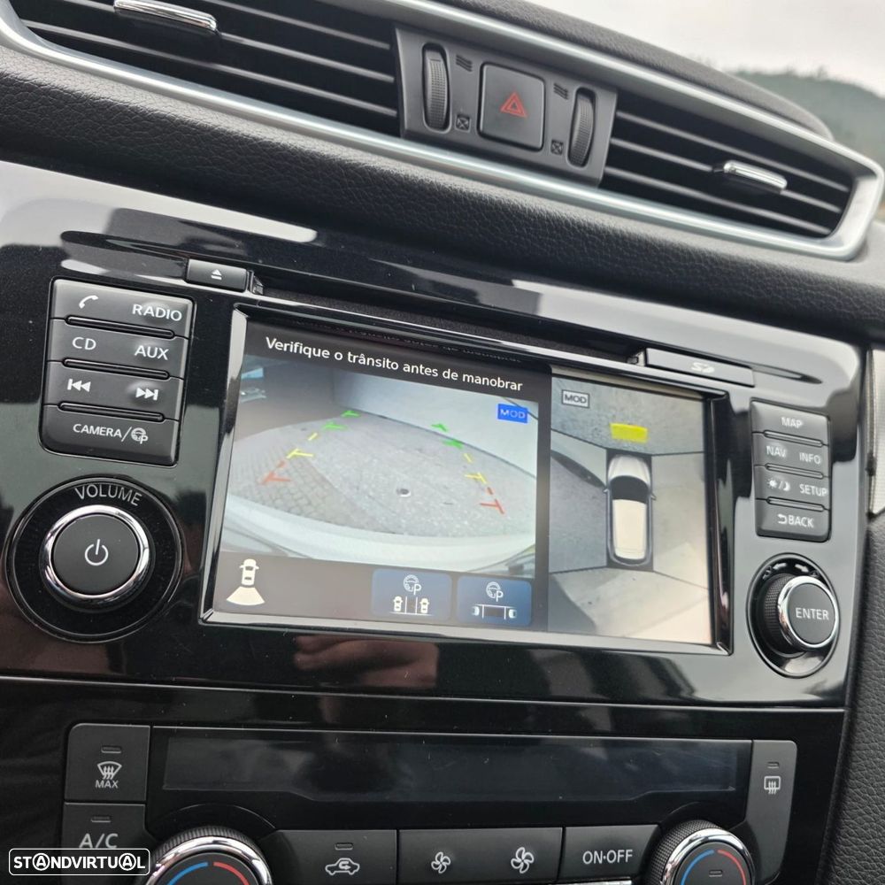 Nissan Qashqai 1.5 dCi Tekna Premium - 6