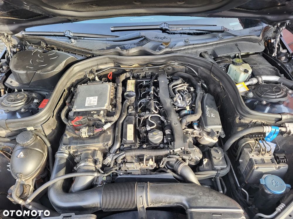 Mercedes-Benz Klasa E 250 CDI DPF BlueEFFICIENCY Automatik Avantgarde - 21