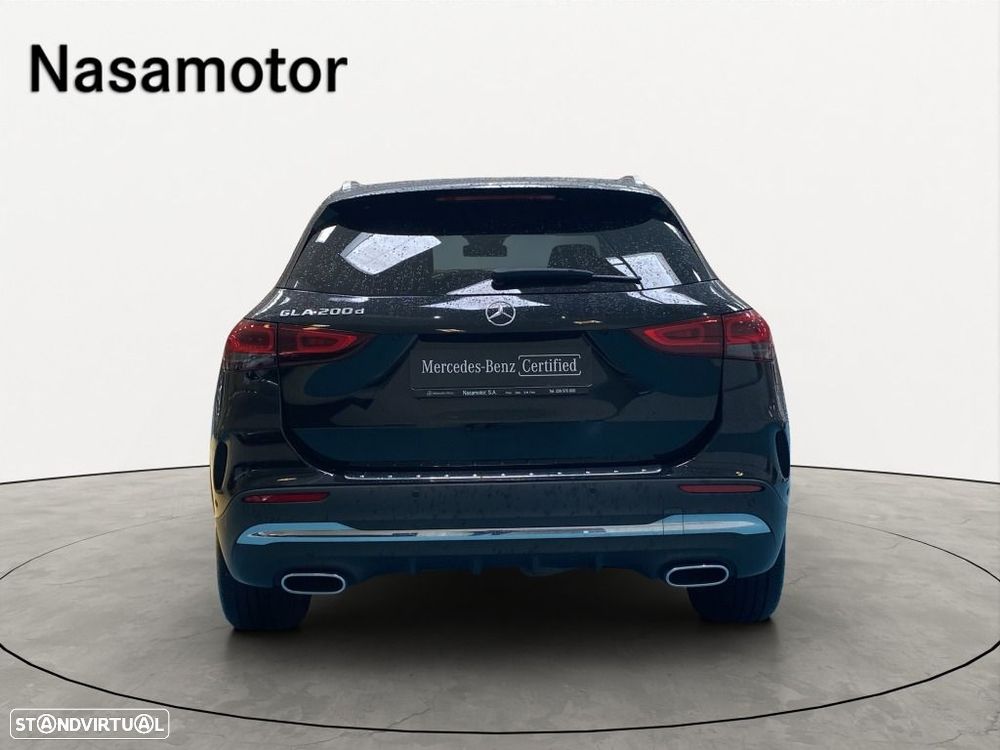 Mercedes-Benz GLA 200 - 3