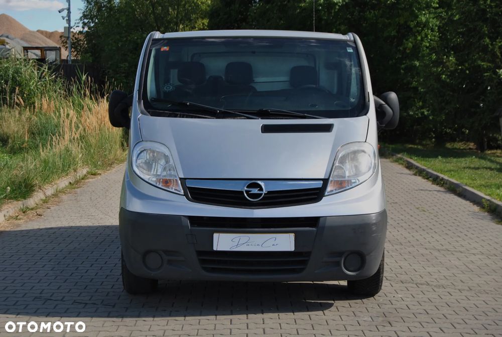Opel Vivaro - 12