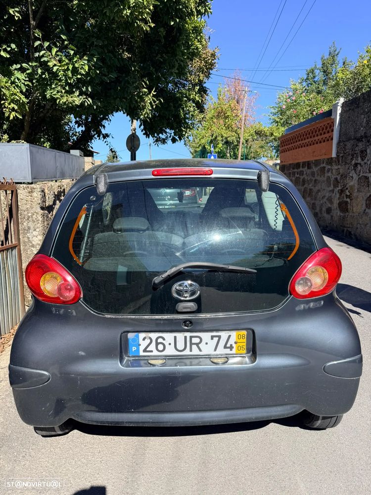 Toyota Aygo Standard - 4