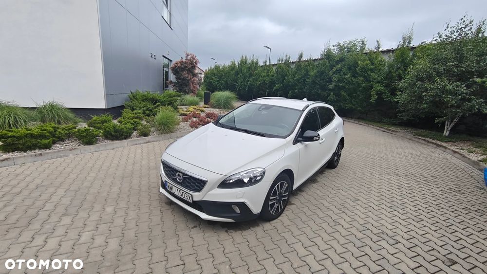 Volvo V40 Cross Country D2 Momentum - 2