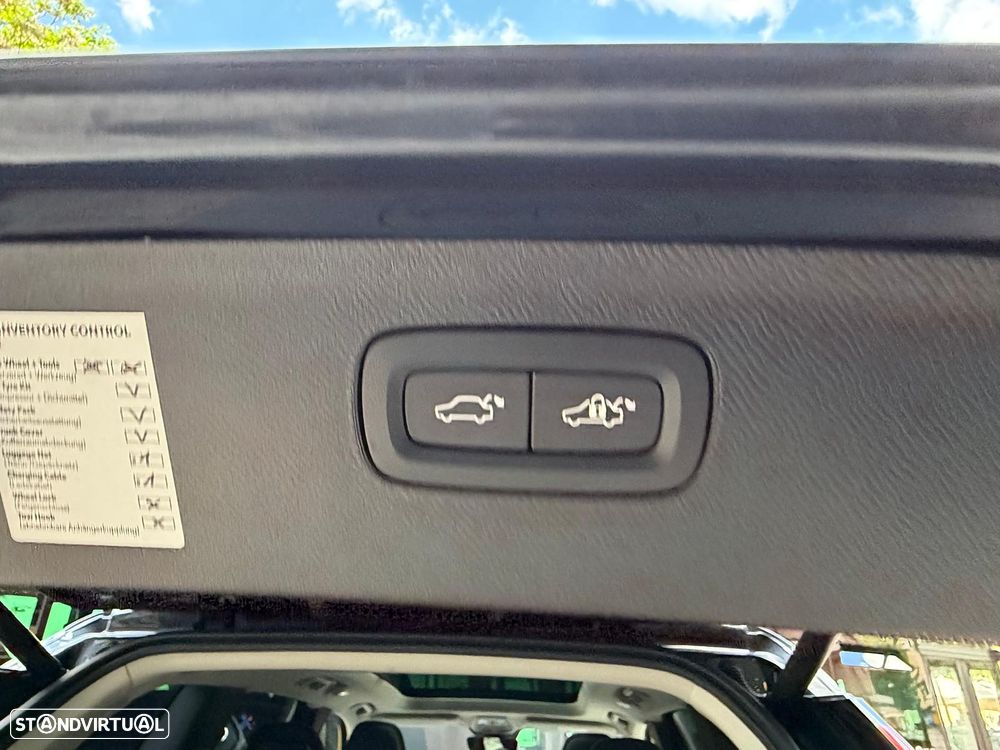 Volvo XC 90 T8 AWD Plus Bright - 42