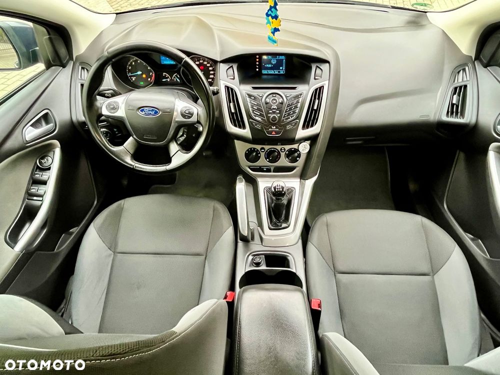 Ford Focus 1.6 TI-VCT Champions Edition - 16
