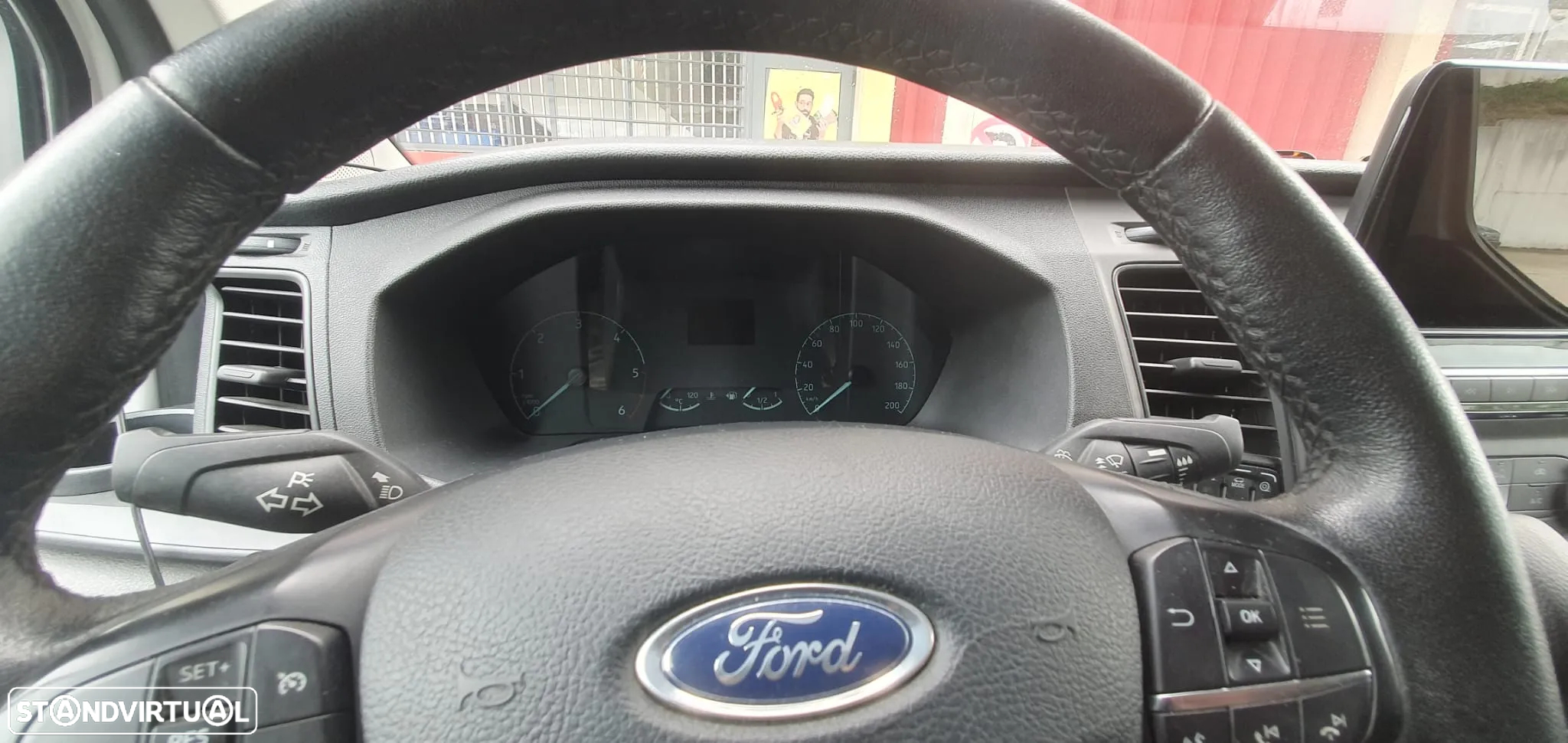 Ford Transit CUSTOM - 18