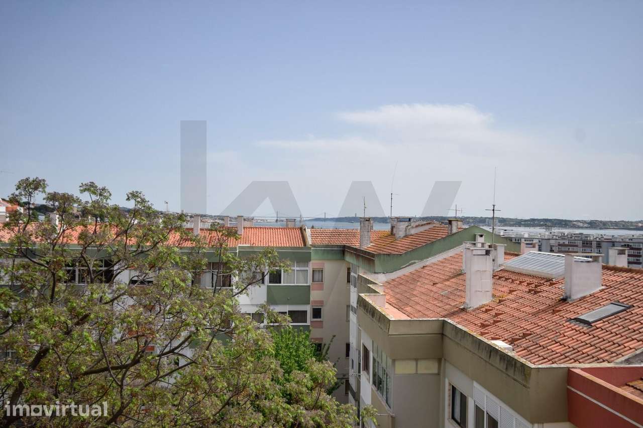 T3 com Vista Mar em Oeiras – Excelente Oportunidade! - Grande imagem: 5/28