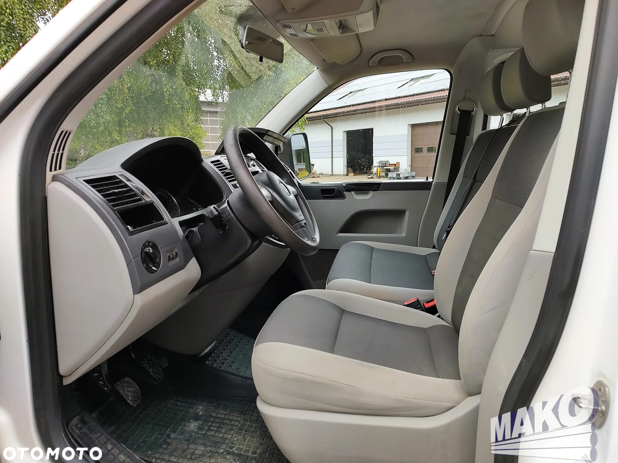 Volkswagen Transporter T5 - 13