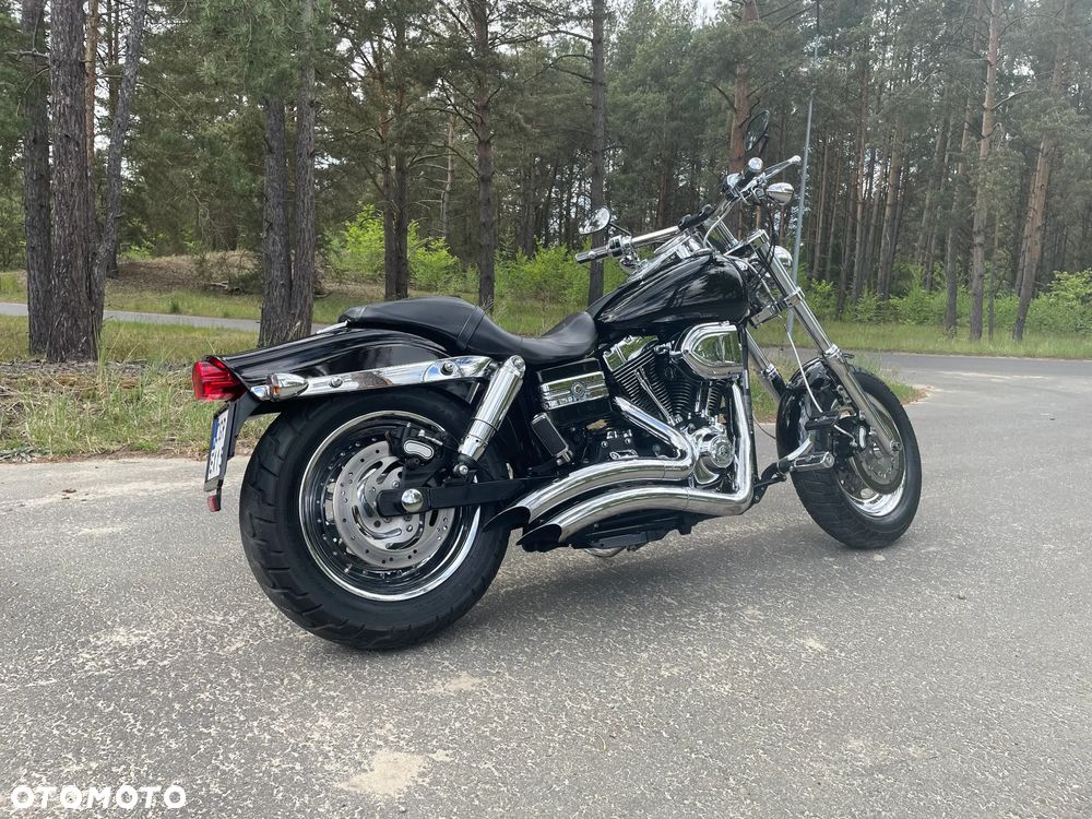 Harley-Davidson Dyna Fat Bob - 6