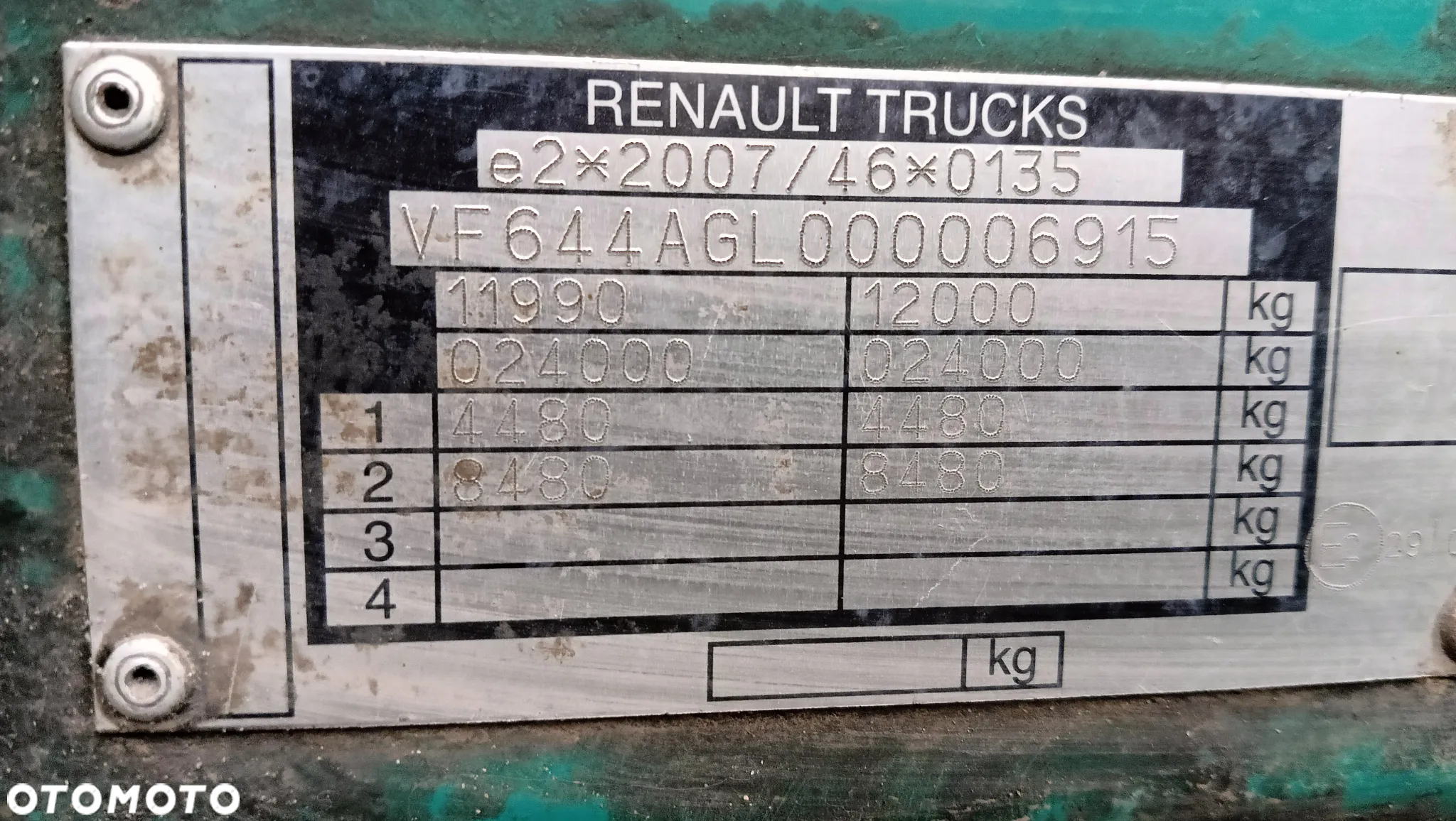 Renault MIDLUM - 8