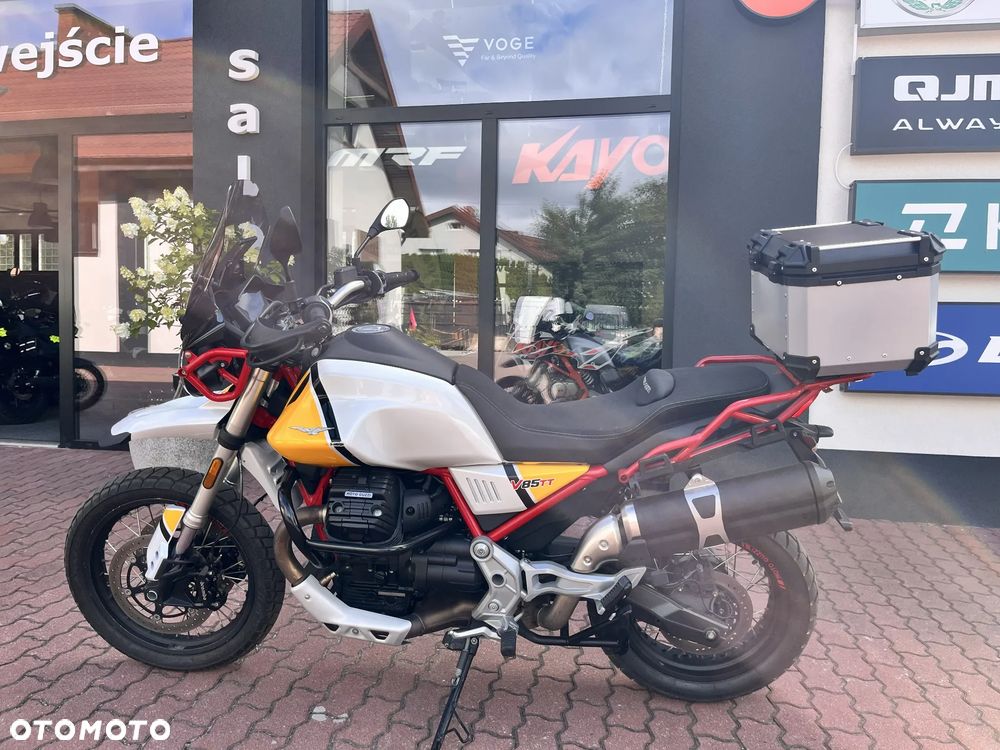 Moto Guzzi V85 - 6
