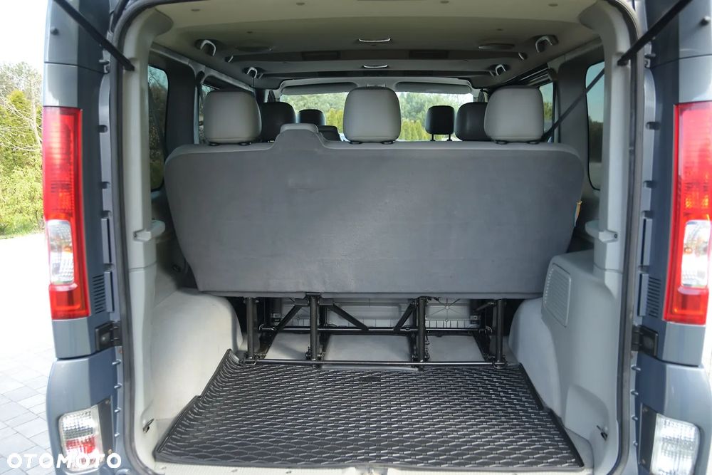Renault Trafic - 21