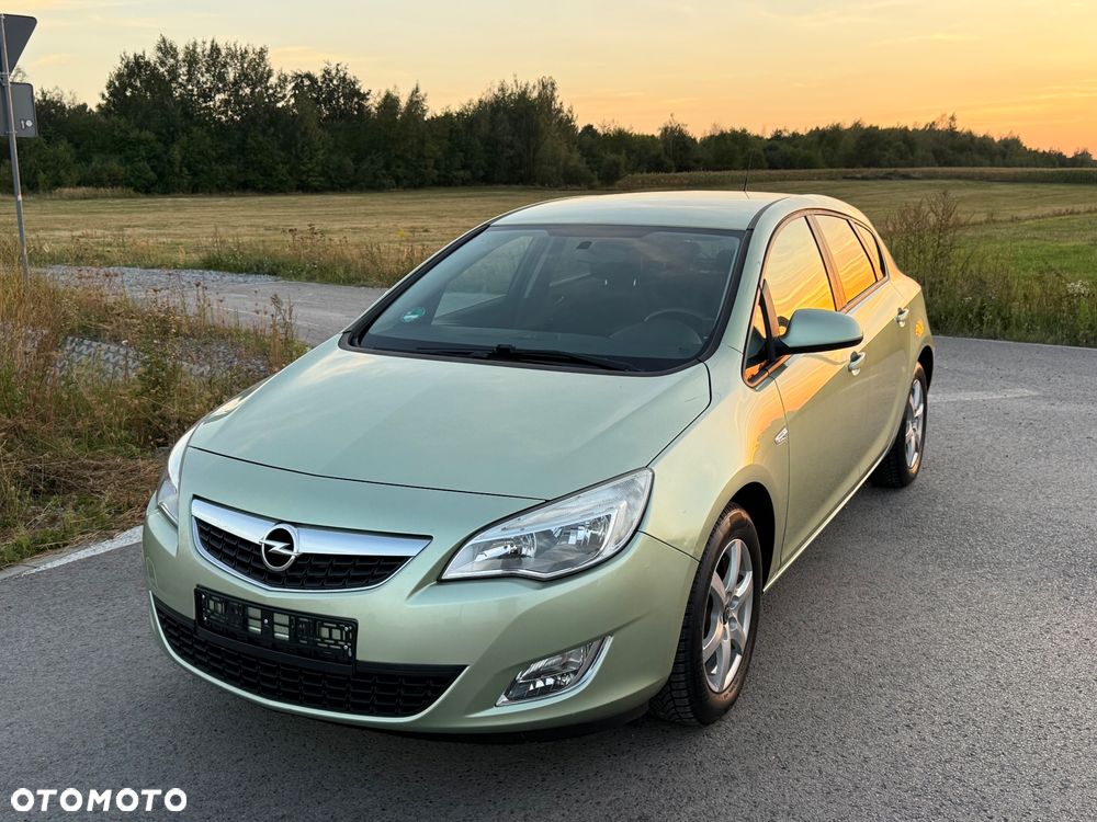 Opel Astra 1.4 Turbo - 1