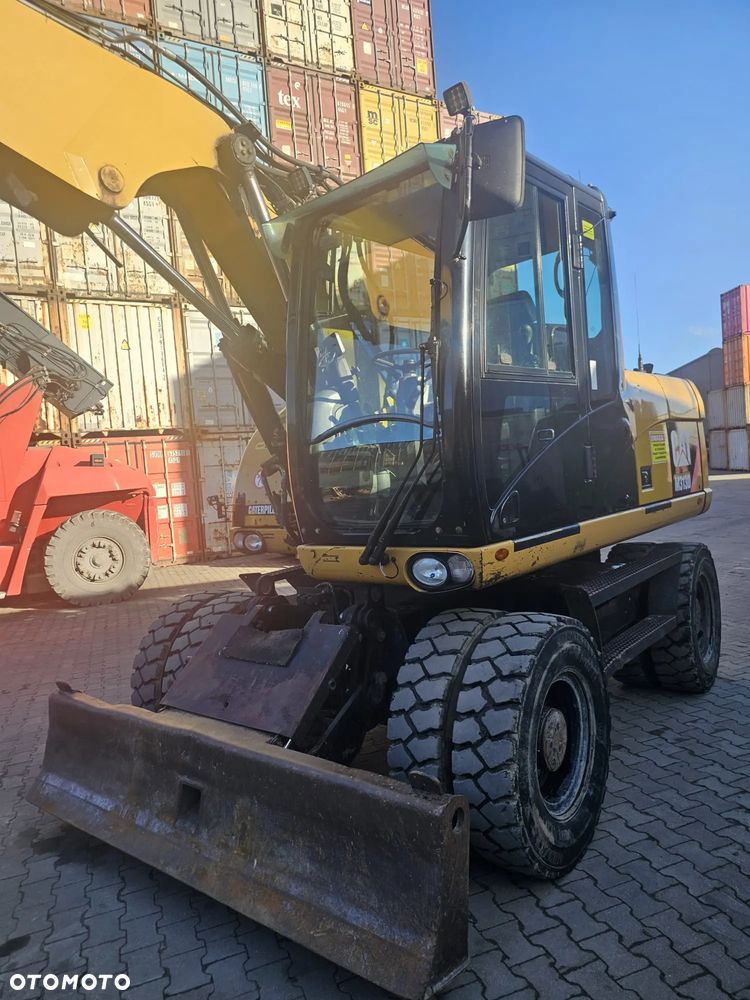 Caterpillar 313D - 3
