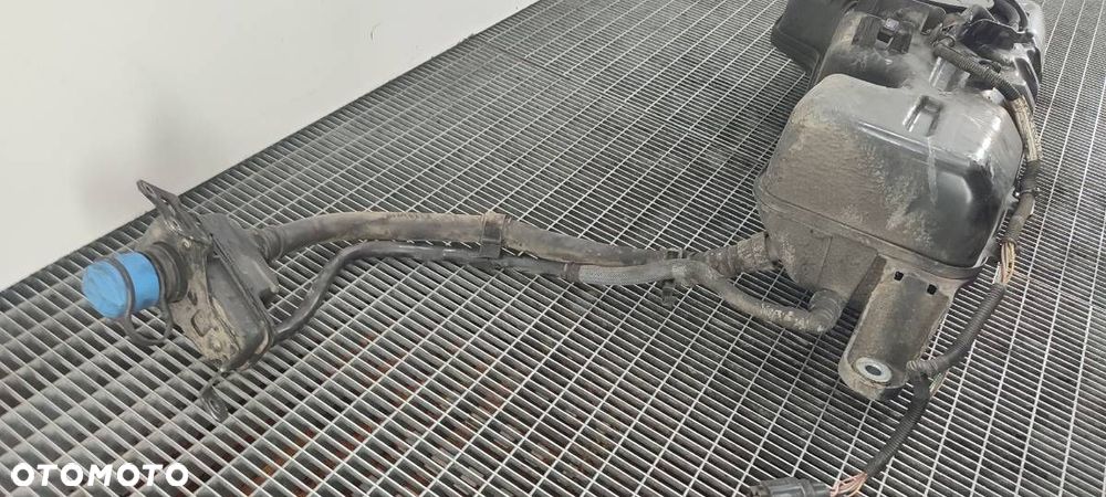 ZBIORNIK ADBLUE LAND RANGE ROVER EVOQUE II L551 K8D25J228AB - 5