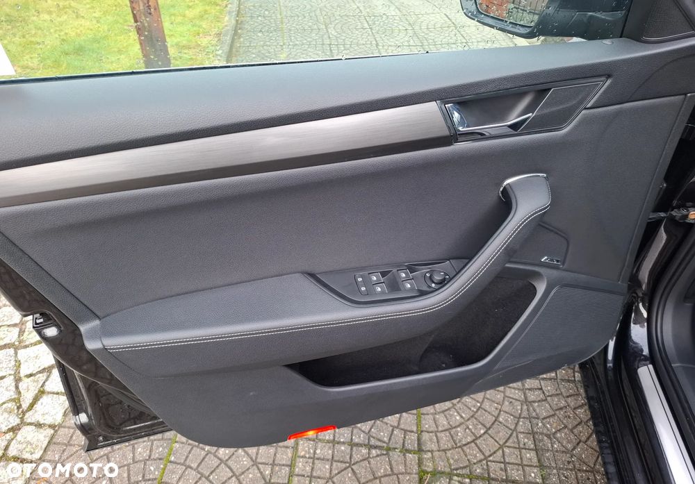 Skoda Superb 1.5 TSI ACT Style - 33