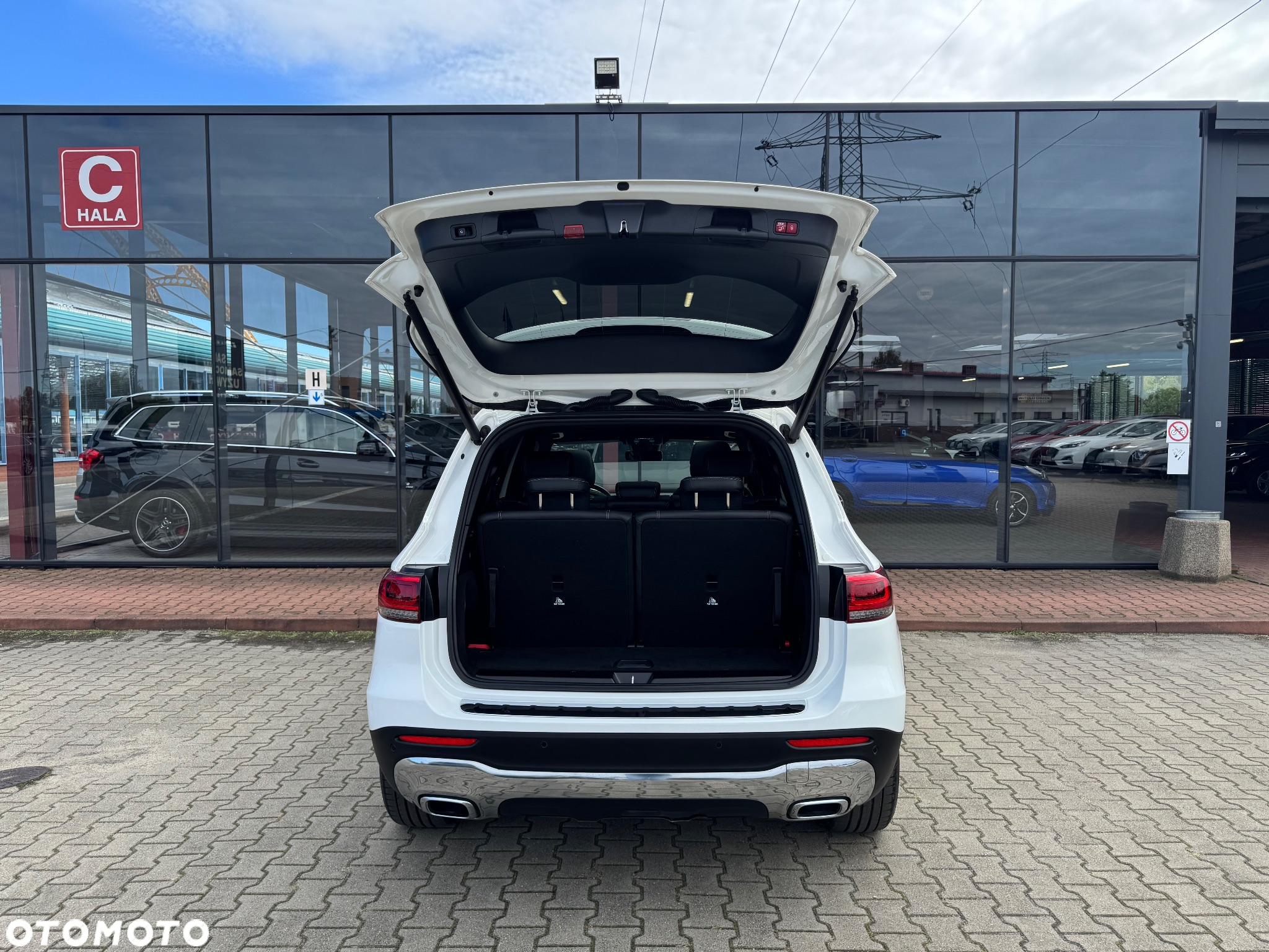 Mercedes-Benz GLB 200 d 4Matic 8G-DCT Special Edition - 16