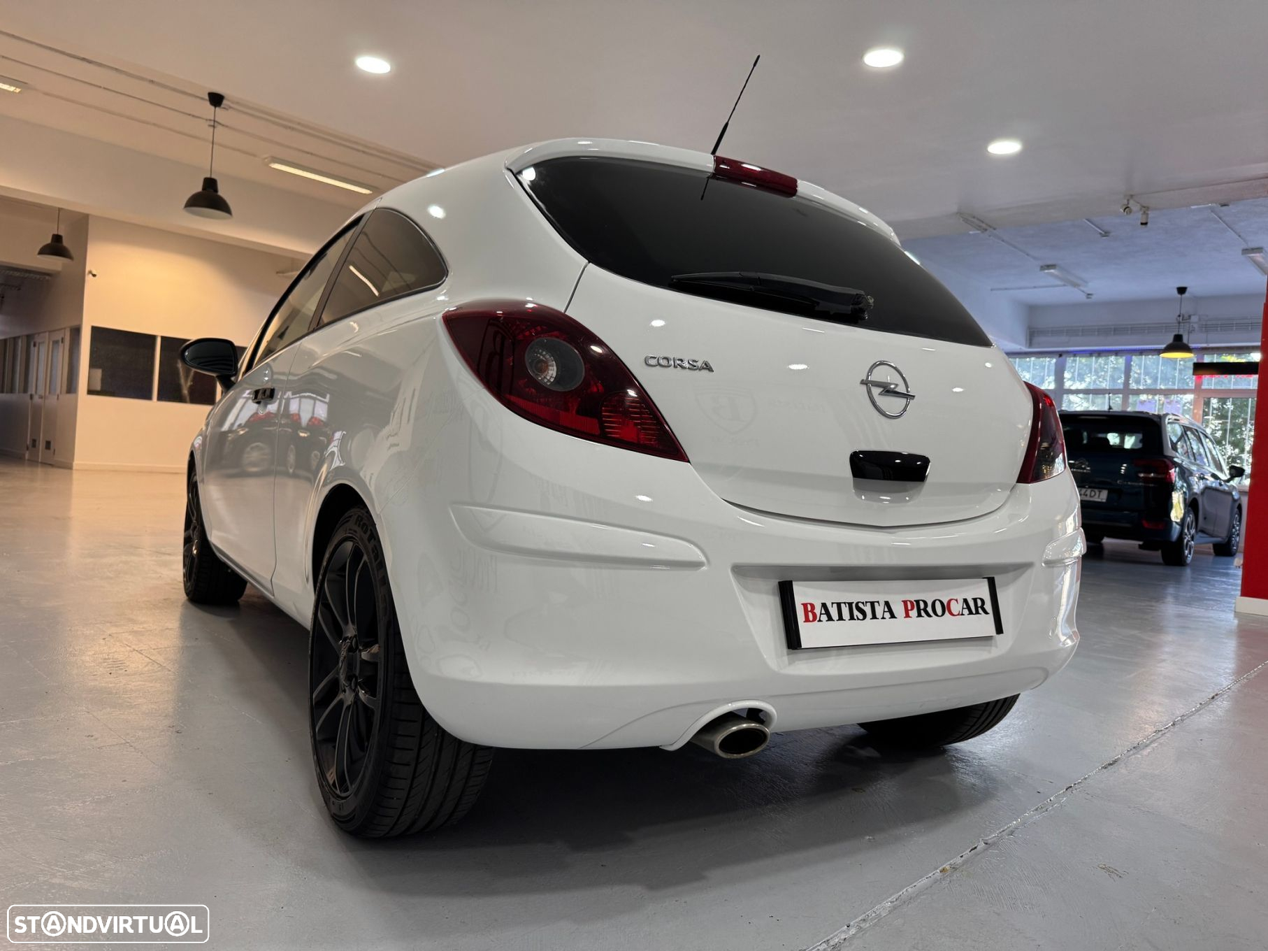 Opel Corsa 1.2 Black Edition - 19